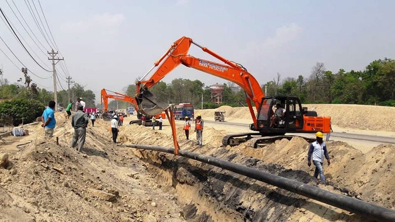 अमलेखगञ्जबाट पेट्रोलियम पाइप लाइन विस्तार हुँदै