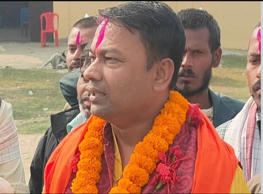 मधेसको नेतृत्व मन्त्री सरोज यादवलाई सुम्पिँदै मुख्यमन्त्री सिंह
