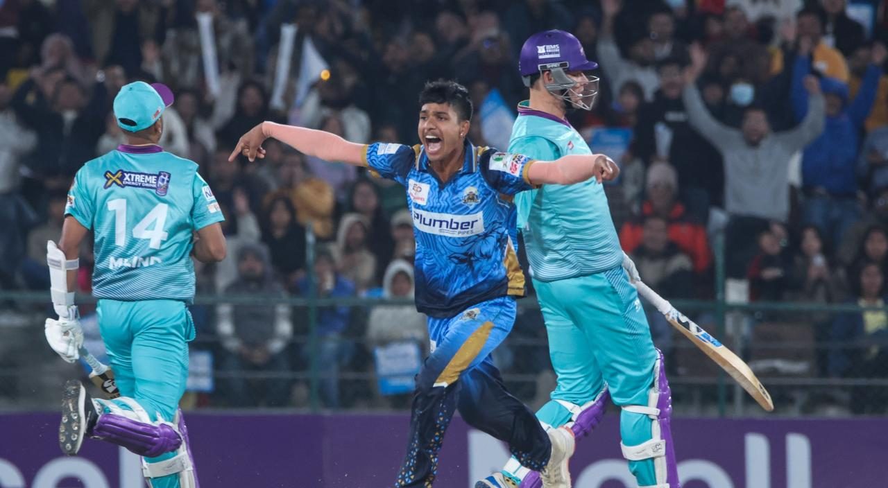 एनपीएलमा काठमान्डु गोर्खाजको चौथो जित, कर्णाली याक्स ५ विकेटले पराजित