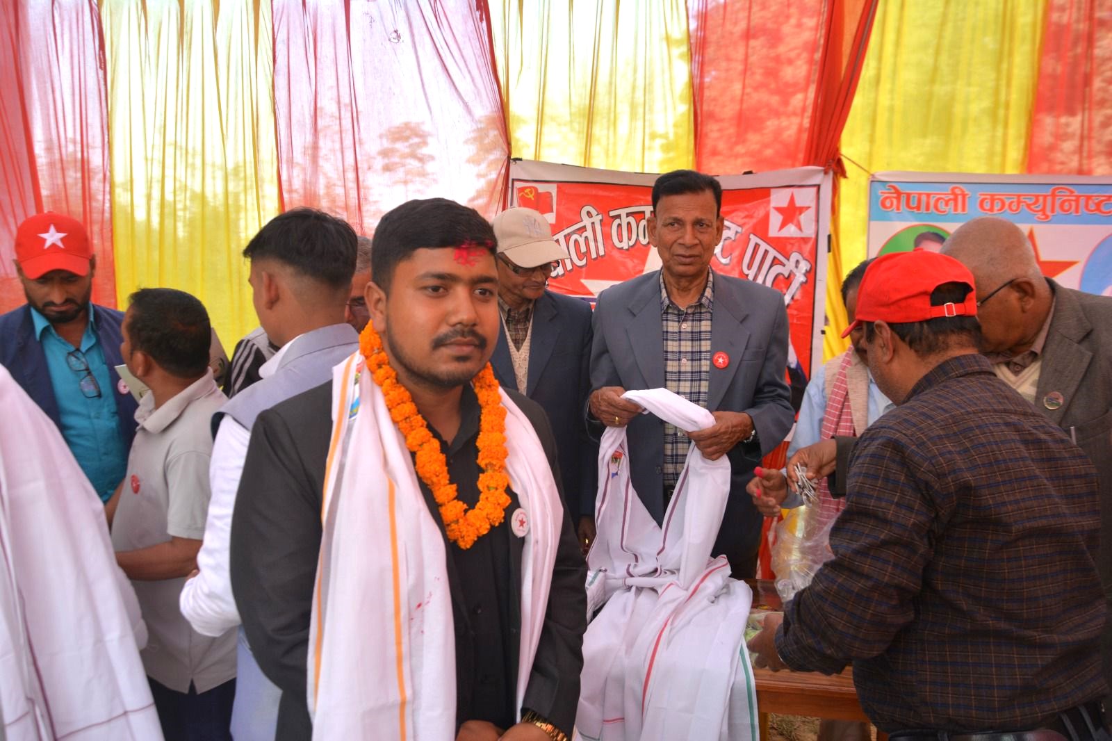 राजर्षी जनक विश्वविद्यालयका विद्यार्थी नेता सशिकान्त मण्डल  नेकपामा प्रवेश,