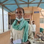 महोत्तरी मोटरसाइकल दुर्घटना: उपचार अभावमा घाइते अजयको ज्यान जोखिममा,