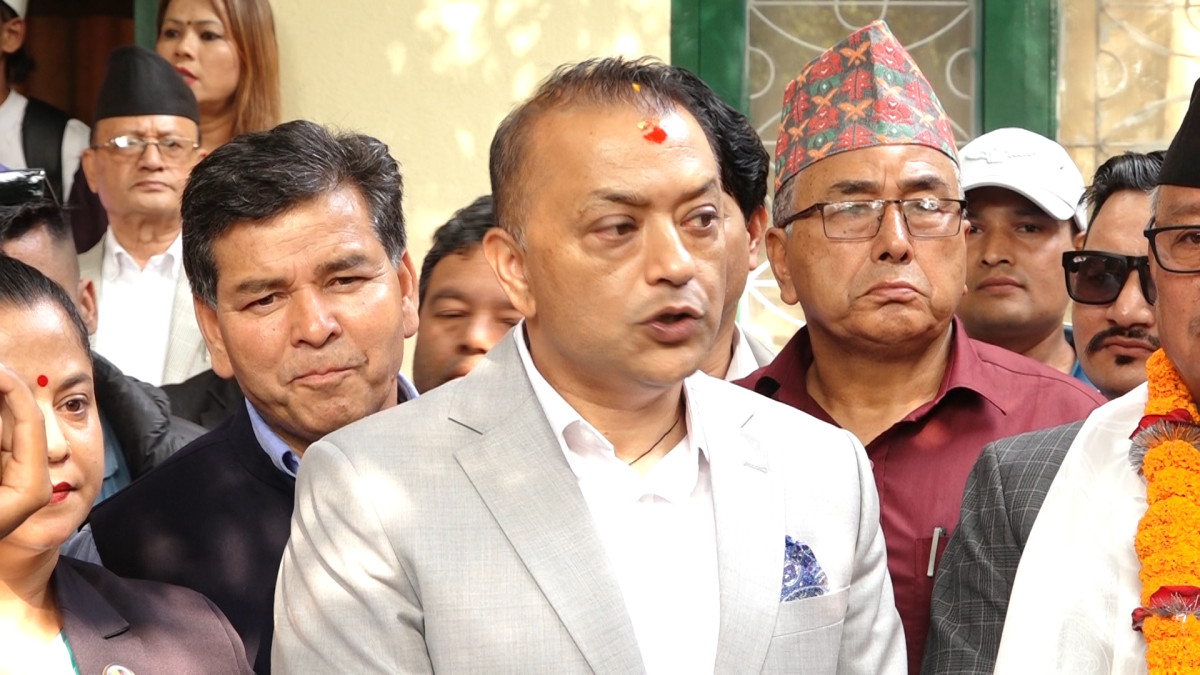 सर्वसम्मत सहमतिमा भीष्मराज आङ्देम्बे बने कांग्रेस संसदीय दलका नेता,