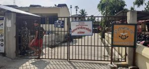 फरार कैदीको खोजी जारी, जीर्ण संरचनाले थलिएको जलेश्वर कारागार,