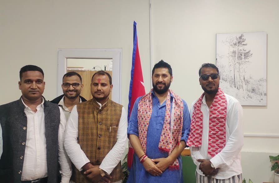 दर्जनौँ युवा विभिन्न पार्टी परित्याग गरी राष्ट्रिय स्वतन्त्र पार्टीमा प्रवेश