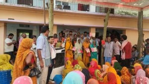 एक दशकपछि ३१० परिवारले पाए जग्गाधनी पुर्जा,