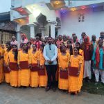 औरही–५ चक्करमा झिझिया कार्यक्रमका सहभागीलाई पुरस्कार वितरण